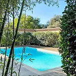 La Bastide De * Nîmes